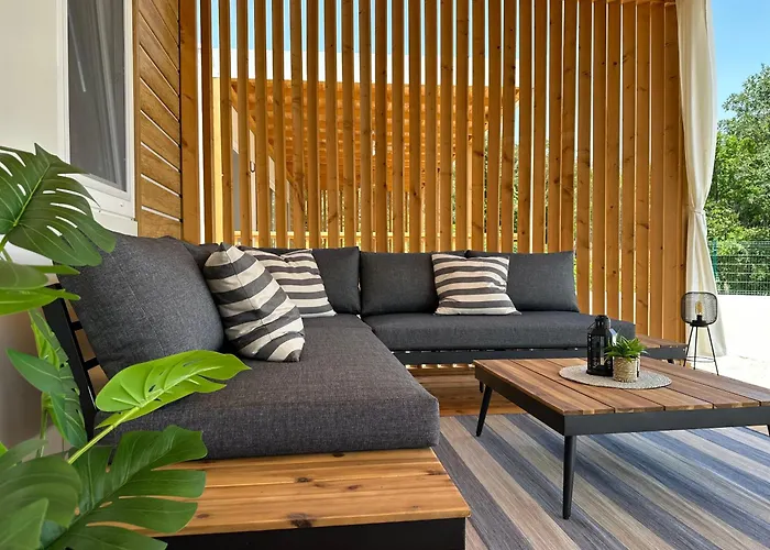 Campingplads Mobile Homes Nina & Ena, Dalmata Orebić