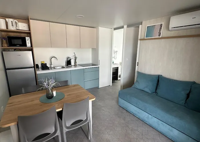 Mobile Homes Nina & Ena, Dalmata * Orebić