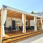 אתר קמפינג Mobile Homes Nina & Ena, Dalmata
