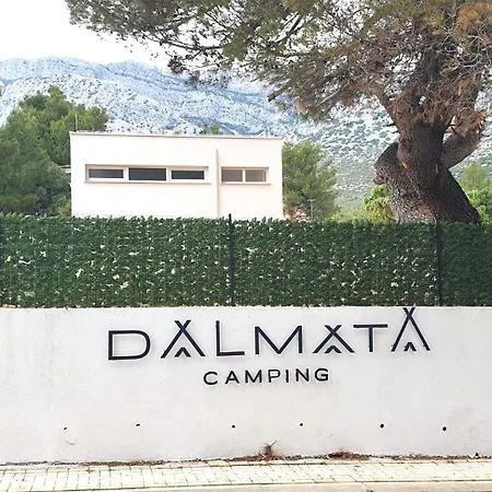 캠프장 Mobile Homes Nina & Ena, Dalmata 오레비츠