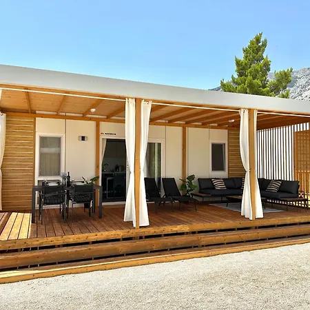 캠프장 Mobile Homes Nina & Ena, Dalmata 오레비츠