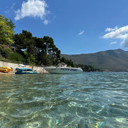 Mobile Homes Nina & Ena, Dalmata