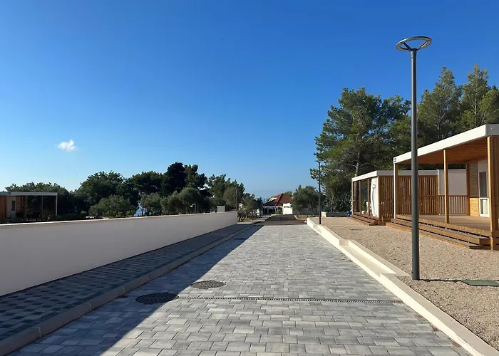 Mobile Homes Nina & Ena, Dalmata Кемпинг Оребич