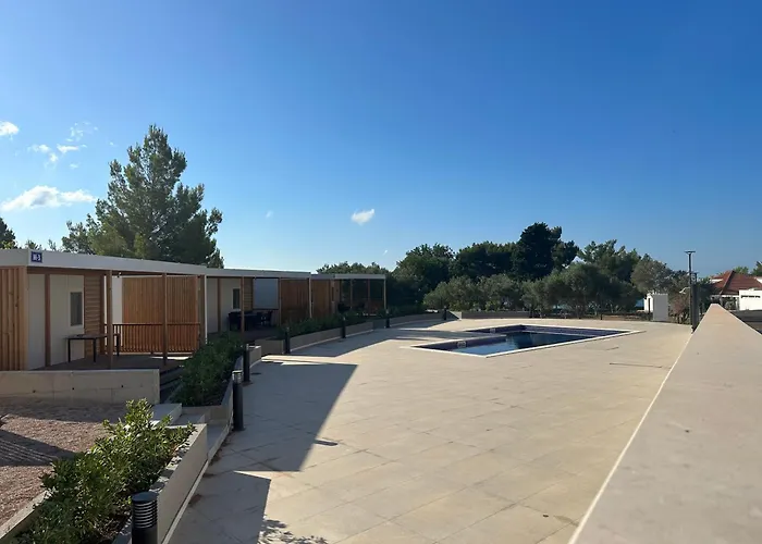 Кемпинг Mobile Homes Nina & Ena, Dalmata